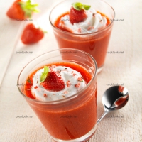 photo recette Iles flottantes sur coulis de fraises