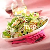 photo recette Charlottes en salade d'herbes