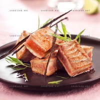 photo recette Carrés de thon rouge en balsamique vanillé
