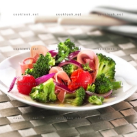 photo recette Salade de brocolis au jambon de Parme