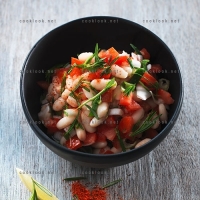 photo recette Salade de haricots blancs à la tomate