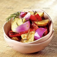 photo recette Pomme de terre et oignons rouge au romarin