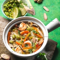 photo recette Soupe de fèves et gambas